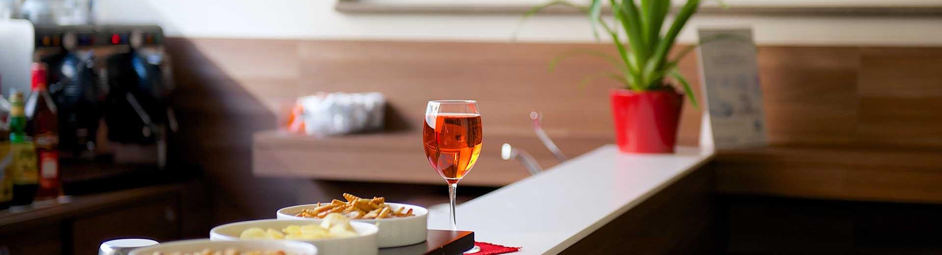 Bar and aperitifs to Turin-Best Western Hotel Luxor 4 star