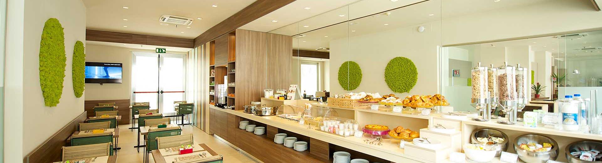 Gustosa colazione a buffet al Best Western Hotel Luxor, 4 stelle a Torino