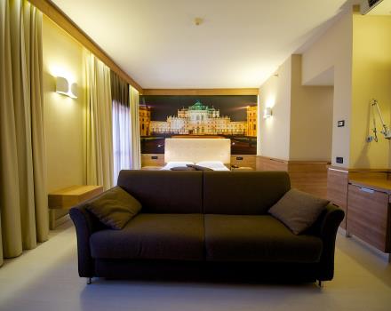 Enjoy the comfort of a 4-star stay in a Deluxe room: choose hotel Luxor for your stay in Turin!