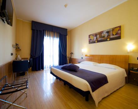 Scopri le camere matrimoniali standard del nostro hotel 4 stelle a Torino